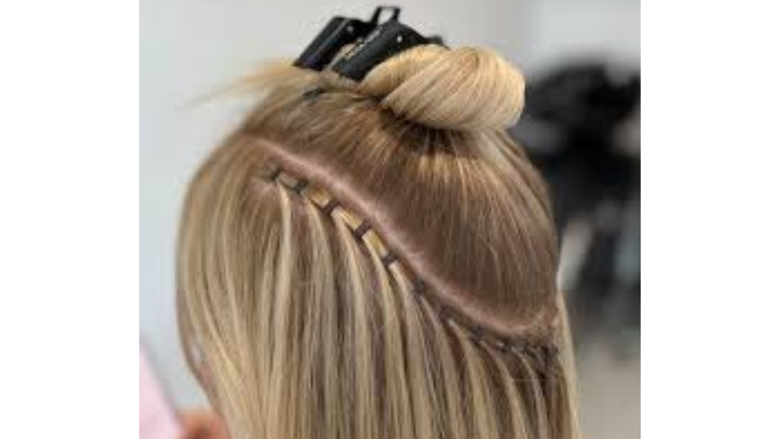 What Are Tracks in Hair